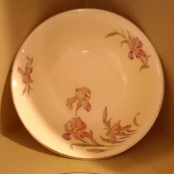 Vintage Universal Cambridge Iris Camwood Ivory- Bundle of 2 Vegetable Bowls - Picture 3 of 12